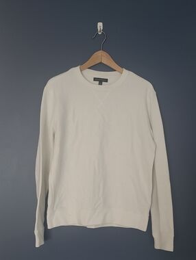 Banana Republic Men's Cream Crewneck Sweater